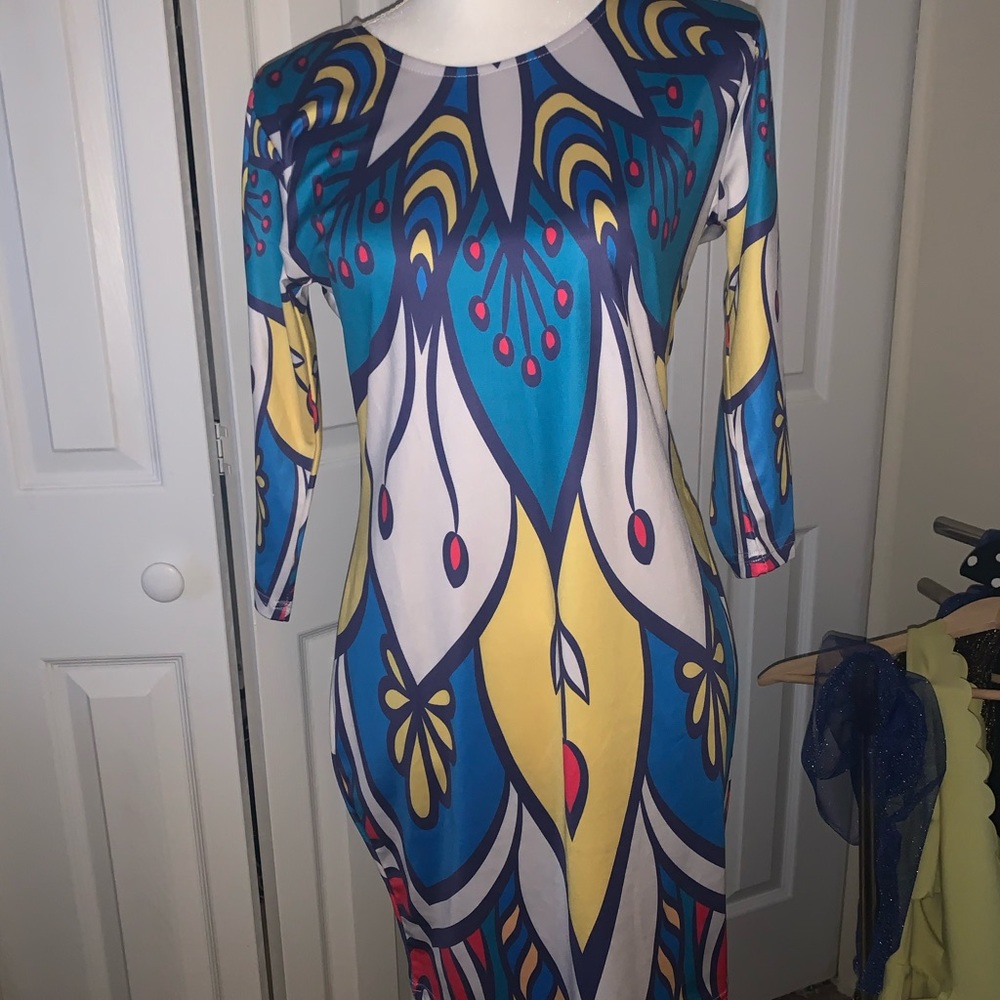 Long sleeve peacock pattern dress